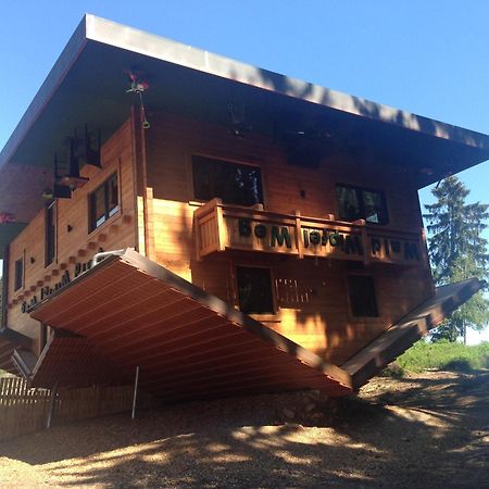 Welcoming Chalet Near Forest In Rohrnbach Luaran gambar