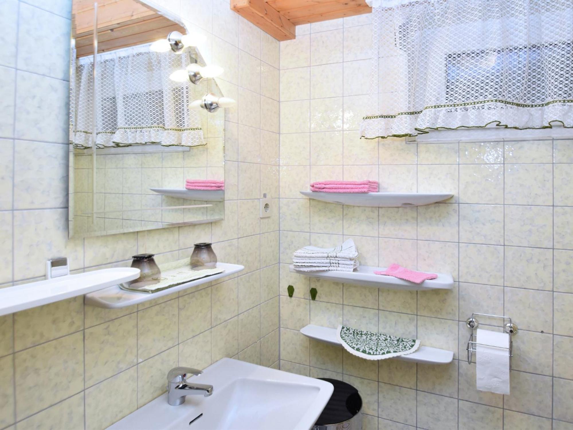 Welcoming Chalet Near Forest In Rohrnbach Luaran gambar
